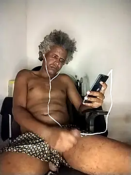 Snapshot of Dotadofans chatting on October 1, 2025, 12:38 am Dotadofans online show from October 1, 2025, 12:38 am