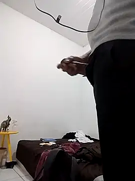 Snapshot of Dotadofans chatting on October 22, 2025, 1:28 am Dotadofans online show from October 22, 2025, 1:28 am