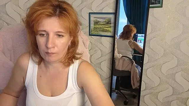 Elannaria online show from September 10, 2025, 3:56 pm