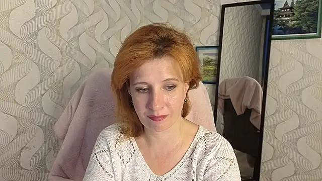 Elannaria online show from September 17, 2025, 4:08 pm