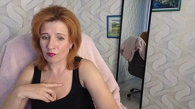 Elannaria online show from September 19, 2025, 3:45 pm