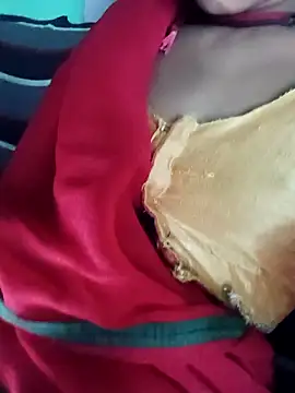 Idhika Jha online show from October 6, 2025, 2:53 am