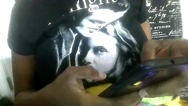 Snapshot of prettymaa chatting on September 18, 2025, 7:05 pm prettymaa online show from September 18, 2025, 7:05 pm