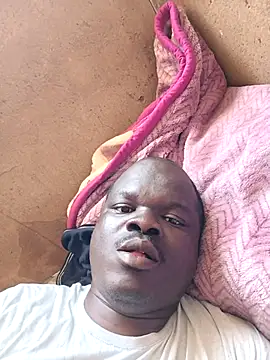 Snapshot of MPHOZA444 chatting on November 12, 2025, 1:11 pm MPHOZA444 online show from November 12, 2025, 1:11 pm