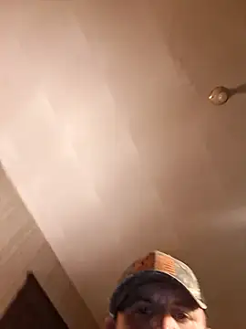 Snapshot of Bush_smusher chatting on November 2, 2025, 2:47 am Bush smusher online show from November 2, 2025, 2:47 am