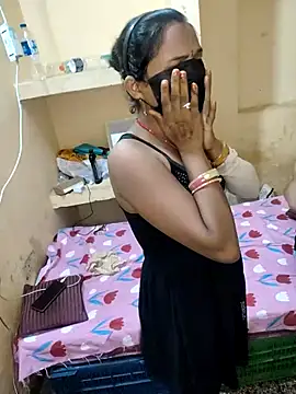 Snapshot of Janvi_342 chatting on September 23, 2025, 5:38 pm Janvi 342 online show from September 23, 2025, 5:38 pm