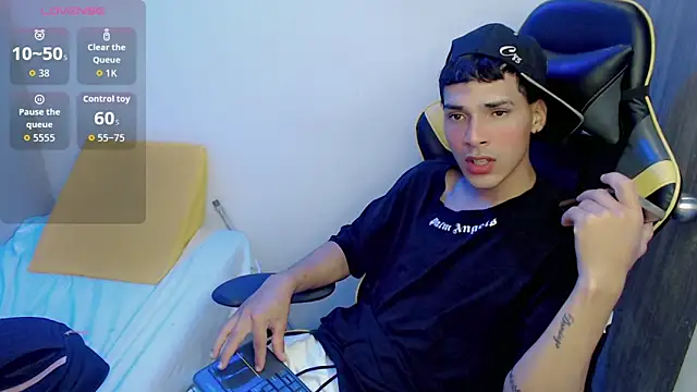 Snapshot of yankees_ chatting on September 10, 2025, 3:50 am yankees online show from September 10, 2025, 3:50 am