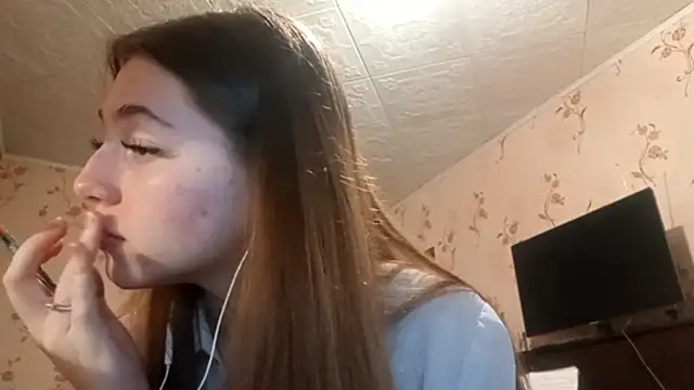 Snapshot of Sophiecuttie chatting on September 10, 2025, 4:18 pm Sophiecuttie online show from September 10, 2025, 4:18 pm