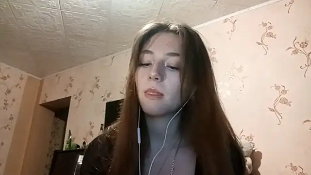 Snapshot of Sophiecuttie chatting on September 24, 2025, 1:14 pm Sophiecuttie online show from September 24, 2025, 1:14 pm