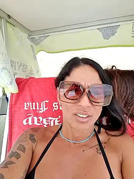 Snapshot of sexy7883 chatting on September 10, 2025, 11:54 am sexy7883 online show from September 10, 2025, 11:54 am