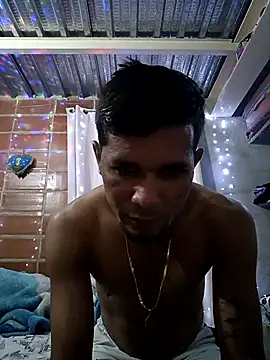 Snapshot of Yuni0r chatting on September 11, 2025, 6:24 am Yuni0r online show from September 11, 2025, 6:24 am