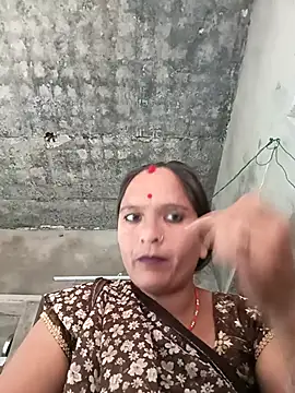 Snapshot of suhani_sharmj chatting on November 10, 2025, 7:18 am suhani sharmj online show from November 10, 2025, 7:18 am