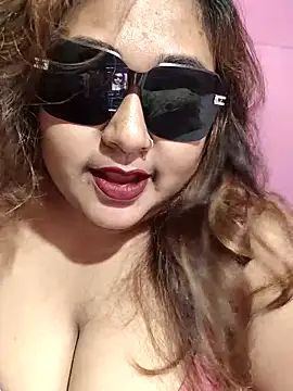 Snapshot of hotbhabhi011 chatting on October 28, 2025, 3:43 am hotbhabhi011 online show from October 28, 2025, 3:43 am