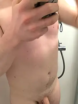 Snapshot of BigTeddy_7_08in chatting on September 18, 2025, 12:40 pm BigTeddy 7 08in online show from September 18, 2025, 12:40 pm