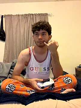 Snapshot of pitudo1313wuero chatting on September 16, 2025, 4:35 am pitudo1313wuero online show from September 16, 2025, 4:35 am