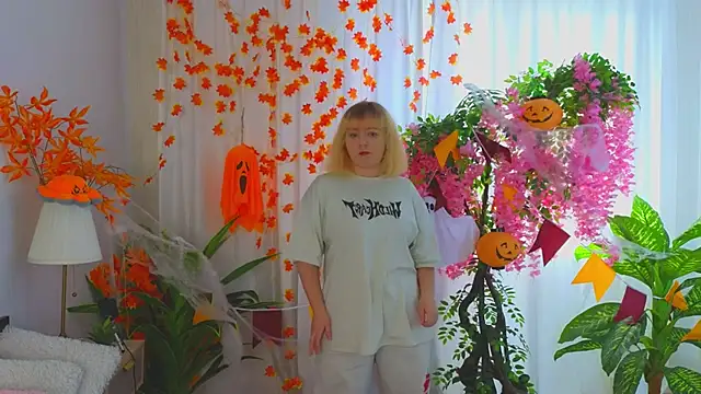 Snapshot of DianaJacobs chatting on November 8, 2025, 11:32 am DianaJacobs online show from November 8, 2025, 11:32 am