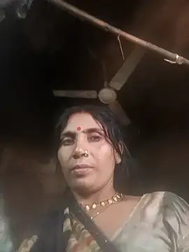 Snapshot of Sapnaji500 chatting on November 10, 2025, 5:39 am Sapnaji500 online show from November 10, 2025, 5:39 am