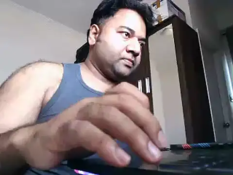 Snapshot of victorvicky69 chatting on September 9, 2025, 6:24 am victorvicky69 online show from September 9, 2025, 6:24 am