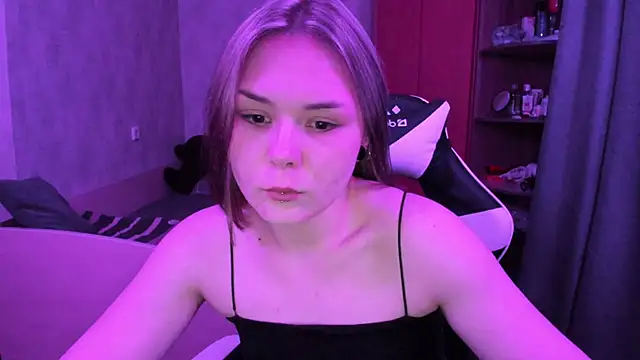 Sophi gi online show from October 20, 2025, 3:34 pm
