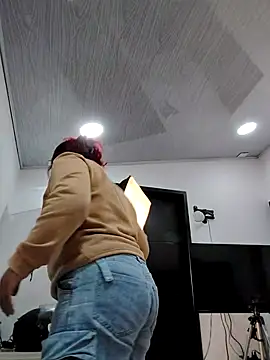 Snapshot of cherry_canndy_ chatting on September 23, 2025, 10:40 am cherry canndy online show from September 23, 2025, 10:40 am