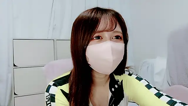 Snapshot of Hanachan_Gcup_ chatting on October 3, 2025, 11:51 am Hanachan Gcup online show from October 3, 2025, 11:51 am