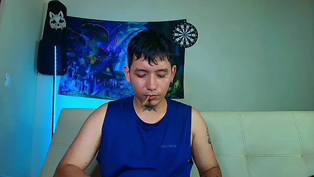 Snapshot of Zoldyck_420 chatting on November 9, 2025, 7:39 am Zoldyck 420 online show from November 9, 2025, 7:39 am