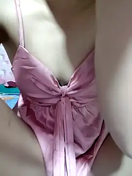 Snapshot of Tin_tanny chatting on September 30, 2025, 1:21 am Tin tanny online show from September 30, 2025, 1:21 am