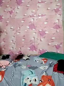 Snapshot of Tin_tanny chatting on October 3, 2025, 12:35 pm Tin tanny online show from October 3, 2025, 12:35 pm