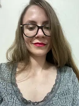 Snapshot of SophieDesire chatting on September 18, 2025, 8:55 pm SophieDesire online show from September 18, 2025, 8:55 pm