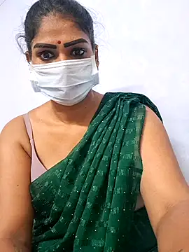 Snapshot of sherlin24 chatting on September 22, 2025, 4:31 pm sherlin24 online show from September 22, 2025, 4:31 pm