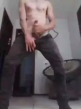 Snapshot of Shawnzinho chatting on October 2, 2025, 2:02 pm Shawnzinho online show from October 2, 2025, 2:02 pm