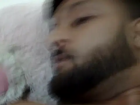 Snapshot of biggd09 chatting on October 28, 2025, 7:34 am biggd09 online show from October 28, 2025, 7:34 am