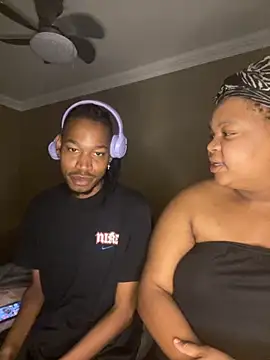 Snapshot of MamoM24 chatting on September 16, 2025, 1:12 pm MamoM24 online show from September 16, 2025, 1:12 pm