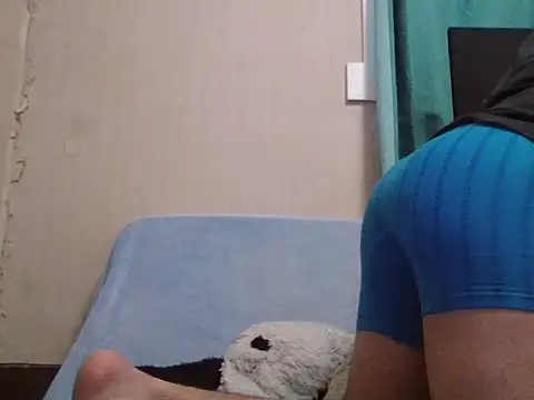 whitsblack online show from September 18, 2025, 8:55 pm