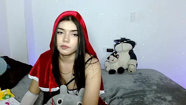 Snapshot of Emma_yui19 chatting on September 17, 2025, 10:22 pm Emma yui19 online show from September 17, 2025, 10:22 pm