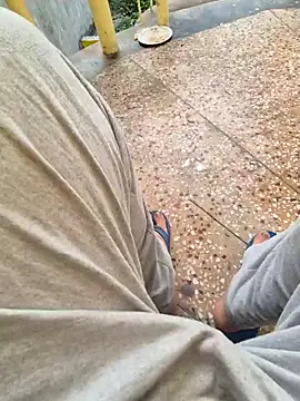 Snapshot of kkkk1882 chatting on October 8, 2025, 2:20 am kkkk1882 online show from October 8, 2025, 2:20 am