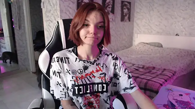 Snapshot of Kitti_study chatting on September 19, 2025, 8:16 am Kitti study online show from September 19, 2025, 8:16 am
