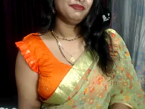 Snapshot of DearKimmi chatting on January 12, 2025, 4:40 pm DearKimmi online show from January 12, 2025, 4:40 pm