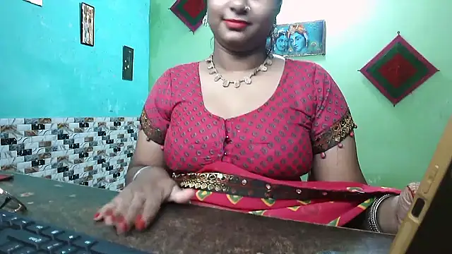 Snapshot of DearKimmi chatting on September 11, 2025, 7:14 pm DearKimmi online show from September 11, 2025, 7:14 pm