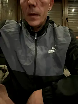 Snapshot of ruberofre chatting on November 7, 2025, 2:33 am ruberofre online show from November 7, 2025, 2:33 am