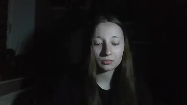 LindaPretty online show from October 12, 2025, 8:08 pm