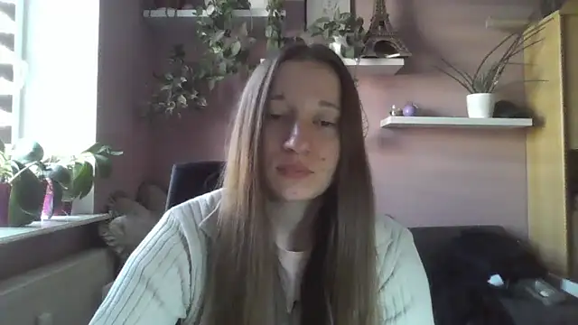 LindaPretty online show from October 14, 2025, 6:25 am