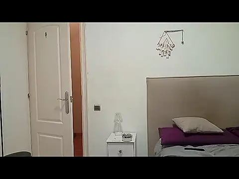 Captianamericablue online show from September 19, 2025, 9:37 pm