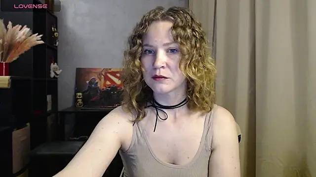 Snapshot of harpermoss chatting on September 17, 2025, 7:15 pm harpermoss online show from September 17, 2025, 7:15 pm