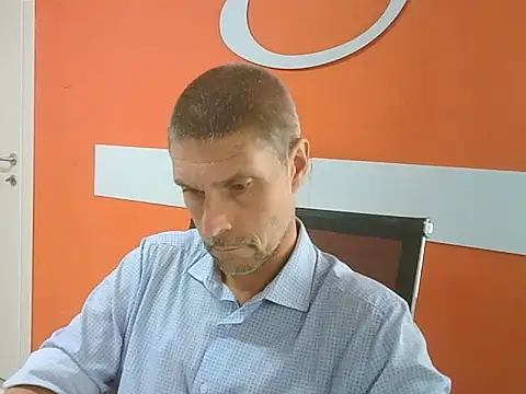 Snapshot of max79ve31 chatting on September 10, 2025, 3:34 pm max79ve31 online show from September 10, 2025, 3:34 pm