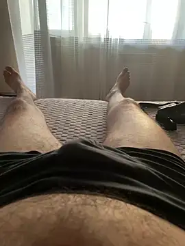 Snapshot of Klark_ chatting on September 8, 2025, 3:11 pm Klark  online show from September 8, 2025, 3:11 pm