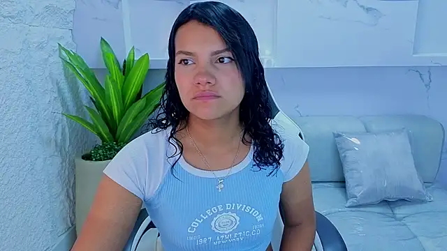 Snapshot of antonela_tp chatting on September 24, 2025, 12:41 pm antonela tp online show from September 24, 2025, 12:41 pm