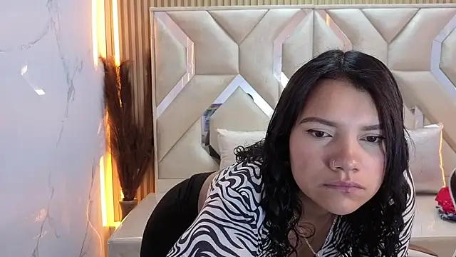 Snapshot of antonela_tp chatting on October 21, 2025, 12:39 pm antonela tp online show from October 21, 2025, 12:39 pm