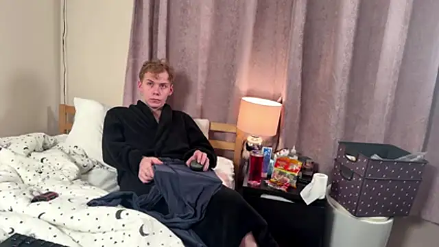 Snapshot of scottishtwink01 chatting on November 5, 2025, 11:49 pm scottishtwink01 online show from November 5, 2025, 11:49 pm