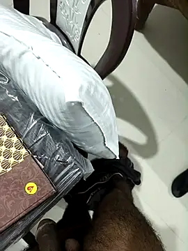 Chanderi19 online show from September 23, 2025, 4:43 pm